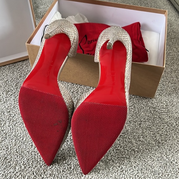 Authentic Christian Louboutin champagne heels - Picture 5 of 6